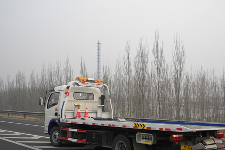 泰赣高速送柴油电话 送汽油 送水 高速拖车服务